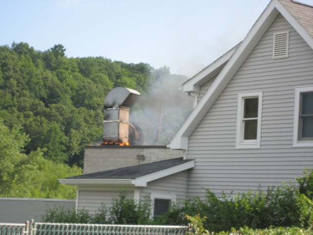 STRUCTURE FIRE PLAINFIELD AVE